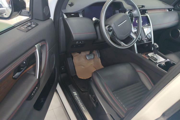 Used Land Rover Discovery Sport 2021 249 PS R-Dynamic SE Performance Tech Edition 5 Seats Driver Seat