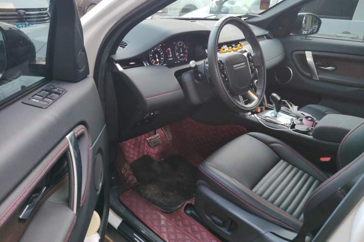 Used Land Rover Discovery Sport 2021 249 PS R-Dynamic S Performance Edition Driver Seat