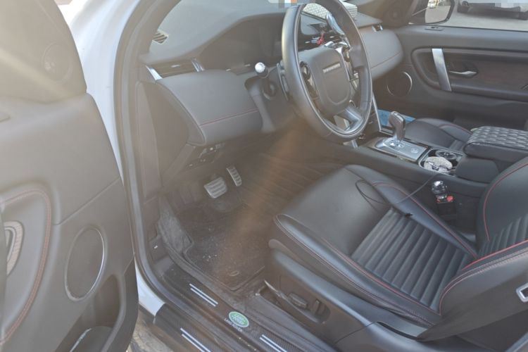 Used Land Rover Discovery Sport 2021 249 PS R-Dynamic S Performance Edition Driver Seat