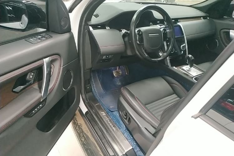 Used Land Rover Discovery Sport 2021 249 PS R-Dynamic SE Performance Tech Edition 5 Seats Driver Seat