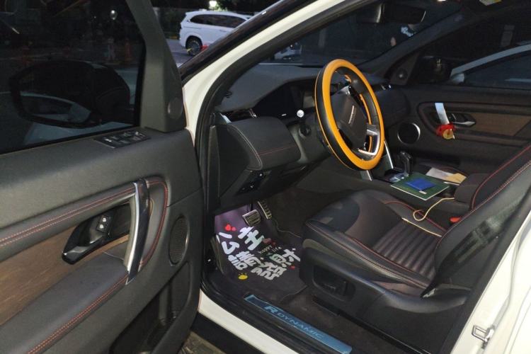 Used Land Rover Discovery Sport 2021 249 PS R-Dynamic S Performance Edition Driver Seat