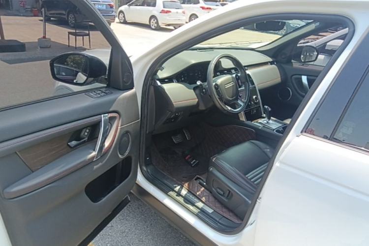 Used Land Rover Discovery Sport 2021 249 PS R-Dynamic S Performance Edition Driver Seat