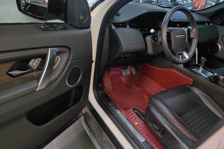Used Land Rover Discovery Sport 2021 249 PS R-Dynamic S Performance Edition Driver Seat