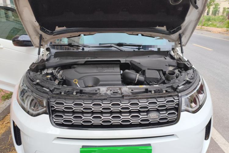 Used Land Rover Discovery Sport 2021 249 PS R-Dynamic S Performance Edition Engine Bay