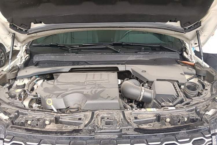 Used Land Rover Discovery Sport 2021 249 PS R-Dynamic SE Performance Tech Edition 5 Seats Engine Bay