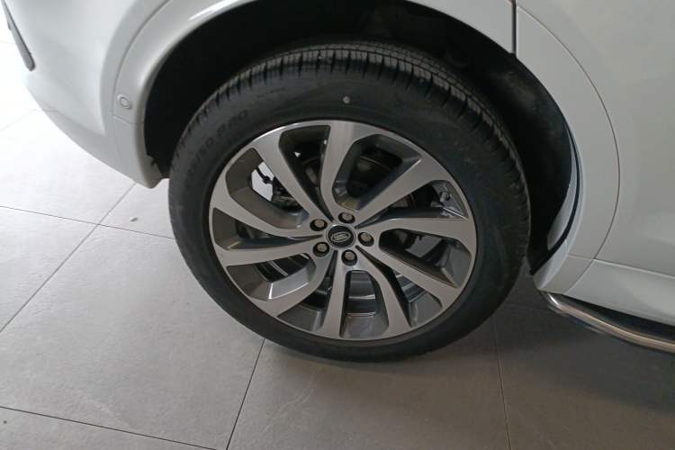 Used Land Rover Discovery Sport 2021 249 PS R-Dynamic SE Performance Tech Edition 5 Seats Exterior 5