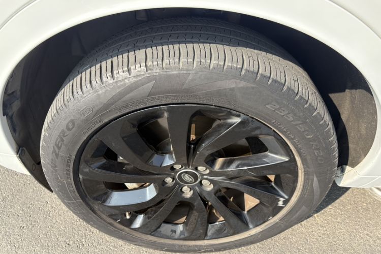 Used Land Rover Discovery Sport 2021 249 PS R-Dynamic S Performance Edition Exterior 6
