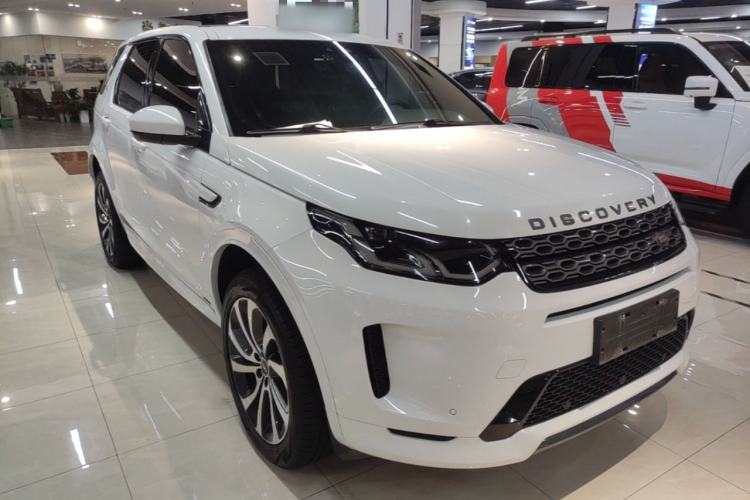 Used Land Rover Discovery Sport 2021 249 PS R-Dynamic S Performance Edition Front Right 45 Deg