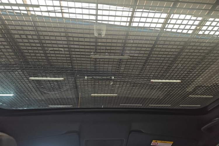 Used Land Rover Discovery Sport 2021 249 PS R-Dynamic S Performance Edition Headliner