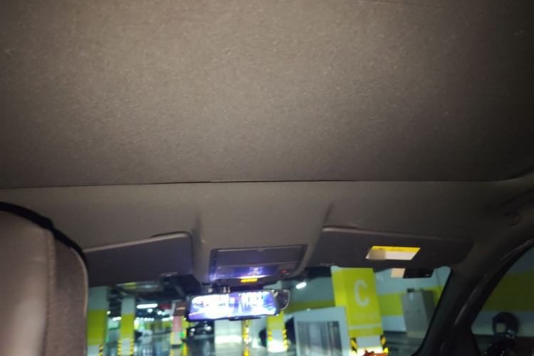 Used Land Rover Discovery Sport 2021 249 PS R-Dynamic S Performance Edition Headliner