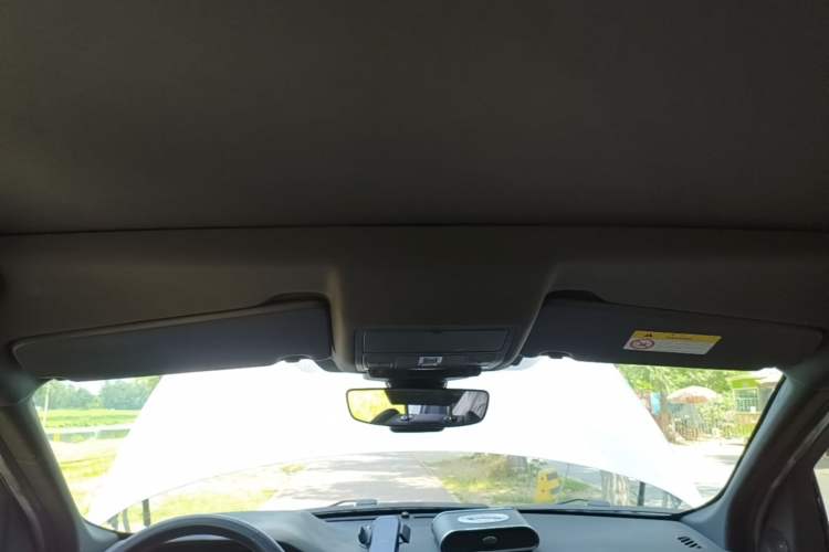 Used Land Rover Discovery Sport 2021 249 PS R-Dynamic S Performance Edition Headliner