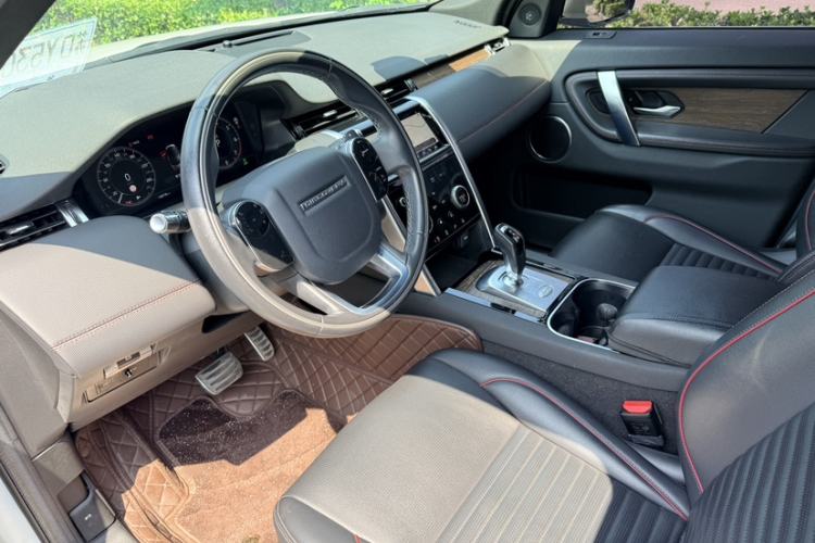 Used Land Rover Discovery Sport 2021 249 PS R-Dynamic S Performance Edition Interior 2