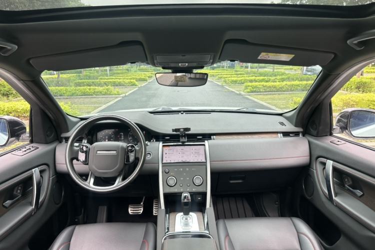 Used Land Rover Discovery Sport 2021 249 PS R-Dynamic S Performance Edition Interior 5
