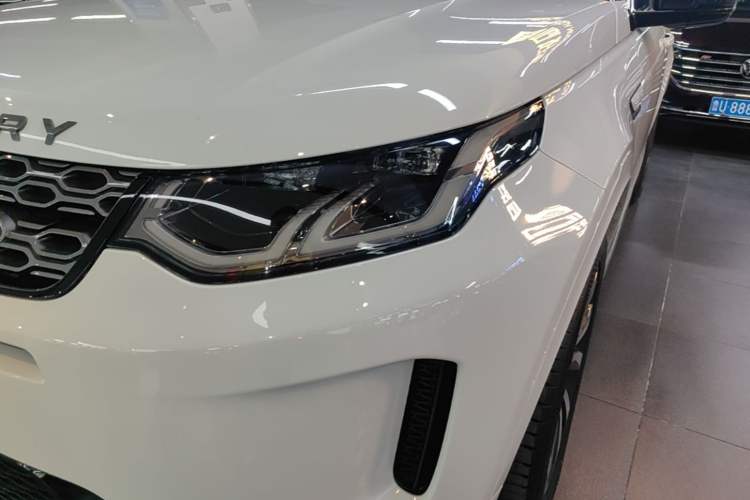 Used Land Rover Discovery Sport 2021 249 PS R-Dynamic S Performance Edition Left Front Headlight