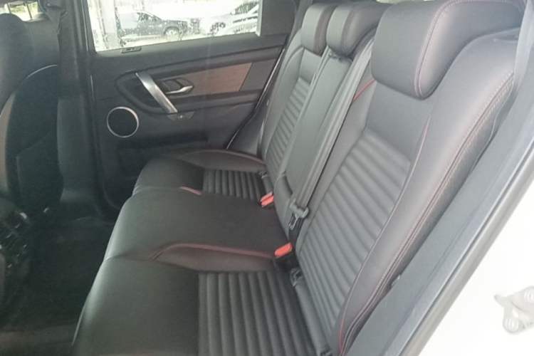 Used Land Rover Discovery Sport 2021 249 PS R-Dynamic SE Performance Tech Edition 5 Seats Left Rear Seat