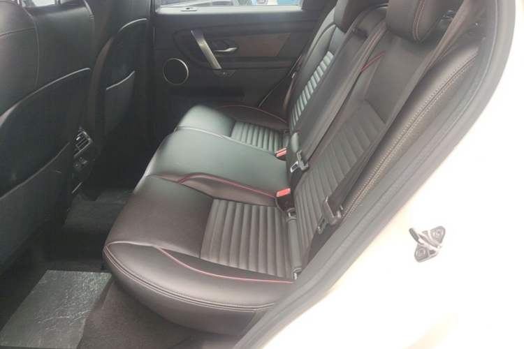 Used Land Rover Discovery Sport 2021 249 PS R-Dynamic S Performance Edition Left Rear Seat
