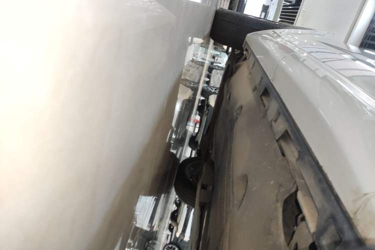 Used Land Rover Discovery Sport 2021 249 PS R-Dynamic S Performance Edition Left Side Sill