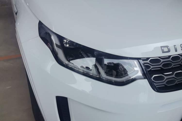 Used Land Rover Discovery Sport 2021 249 PS R-Dynamic S Performance Edition Right Front Headlight
