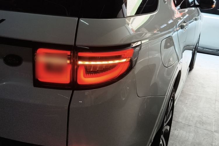 Used Land Rover Discovery Sport 2021 249 PS R-Dynamic SE Performance Tech Edition 5 Seats Right Rear Taillight