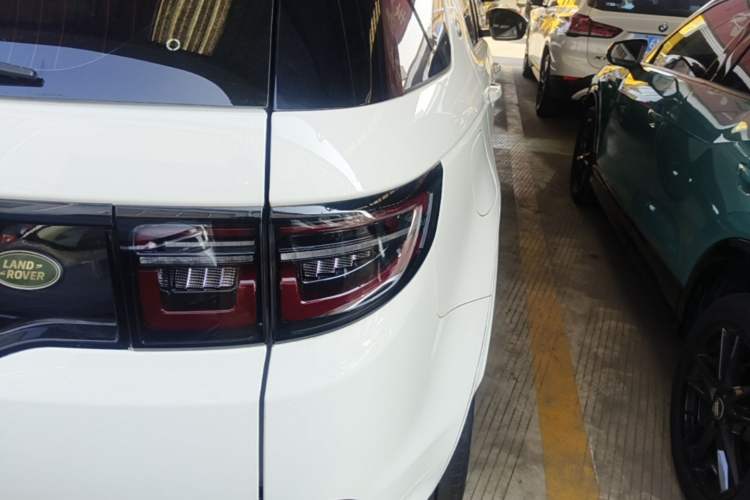 Used Land Rover Discovery Sport 2021 249 PS R-Dynamic S Performance Edition Right Rear Taillight