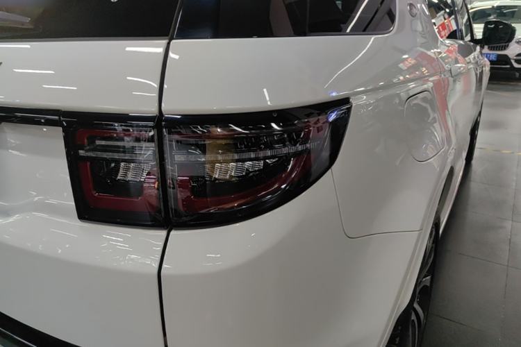 Used Land Rover Discovery Sport 2021 249 PS R-Dynamic S Performance Edition Right Rear Taillight