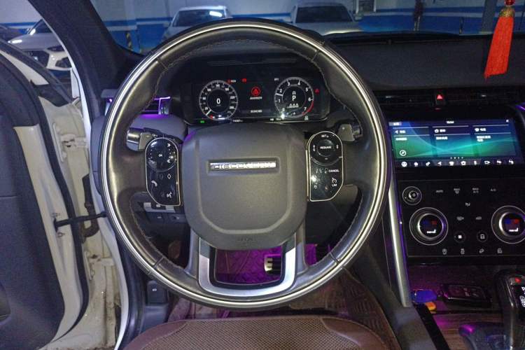 Used Land Rover Discovery Sport 2021 249 PS R-Dynamic SE Performance Tech Edition 5 Seats Steering Wheel