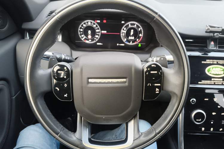 Used Land Rover Discovery Sport 2021 249 PS R-Dynamic S Performance Edition Steering Wheel