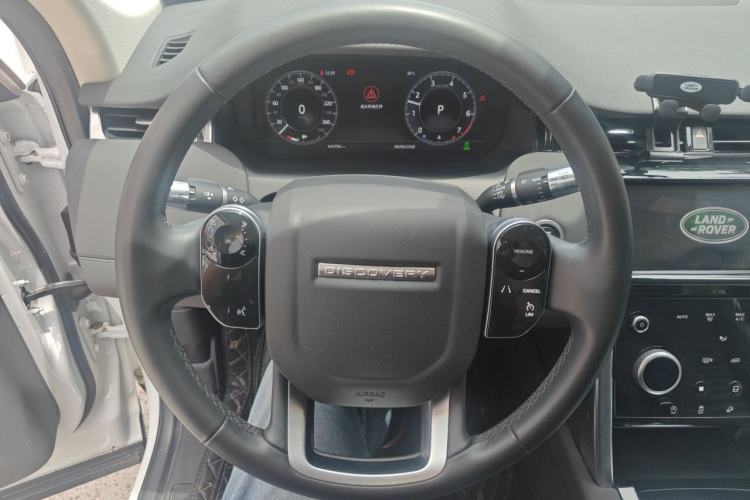 Used Land Rover Discovery Sport 2021 200 PS Family Edition Steering Wheel