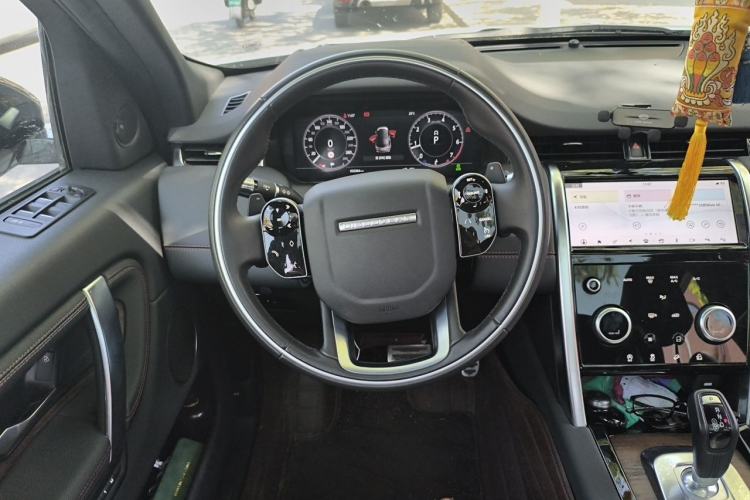 Used Land Rover Discovery Sport 2021 249 PS R-Dynamic SE Performance Tech Edition 5 Seats Steering Wheel
