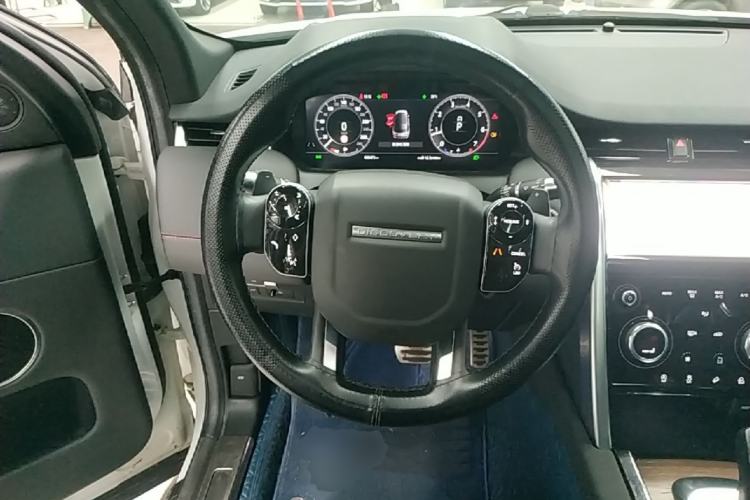 Used Land Rover Discovery Sport 2021 249 PS R-Dynamic SE Performance Tech Edition 5 Seats Steering Wheel
