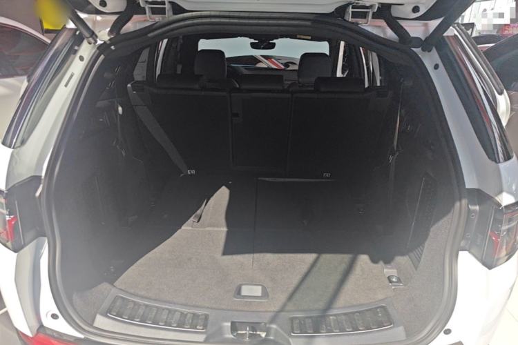 Used Land Rover Discovery Sport 2021 249 PS R-Dynamic SE Performance Tech Edition 7 Seats Trunk