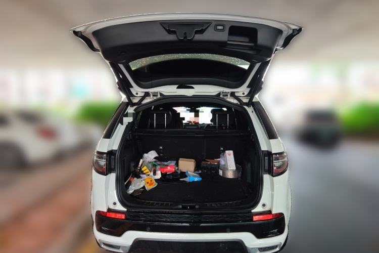 Used Land Rover Discovery Sport 2021 249 PS R-Dynamic S Performance Edition Trunk