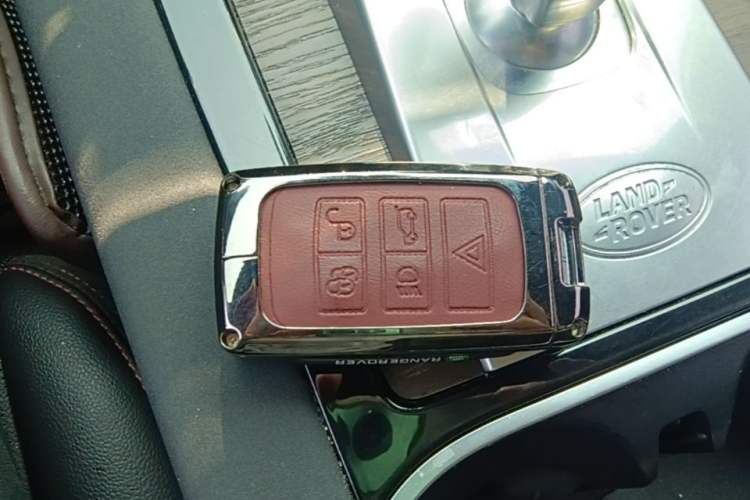 Used Land Rover Discovery Sport 2021 249 PS R-Dynamic S Performance Edition Vehicle Key