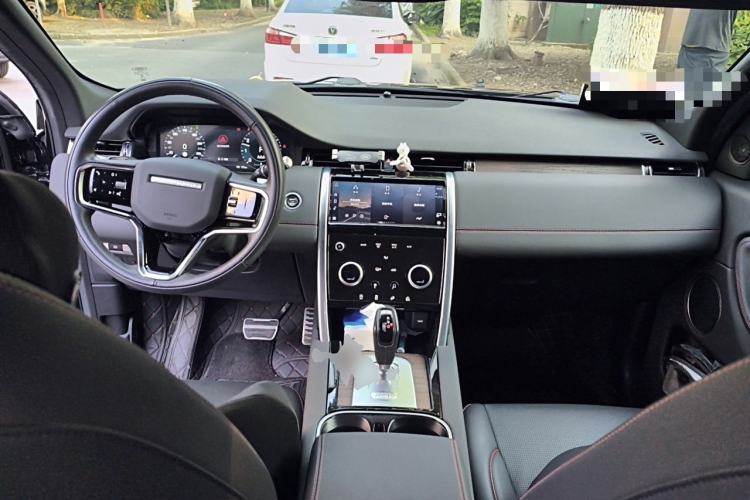 Used Land Rover Discovery Sport 2022 249 PS R-Dynamic S Performance Edition 5 Seats Center Console
