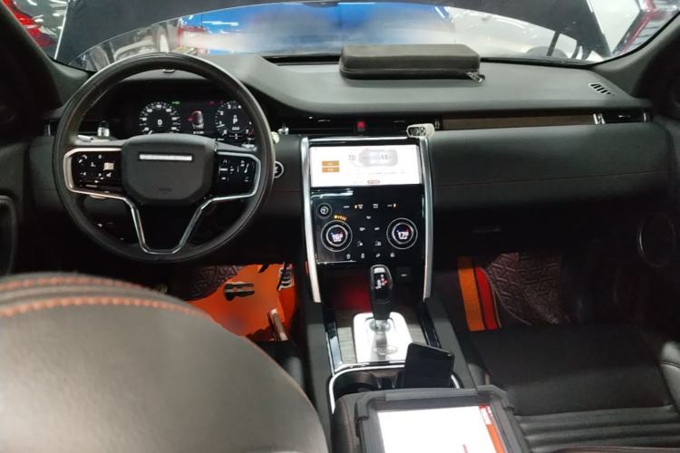 Used Land Rover Discovery Sport 2022 Revised Version 249 PS R-Dynamic S Performance Edition 5 Seats Center Console