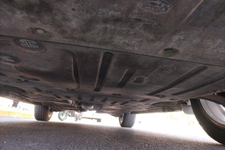 Used Land Rover Discovery Sport 2022 Revised Version 249 PS Metropolitan Edition Chassis Front