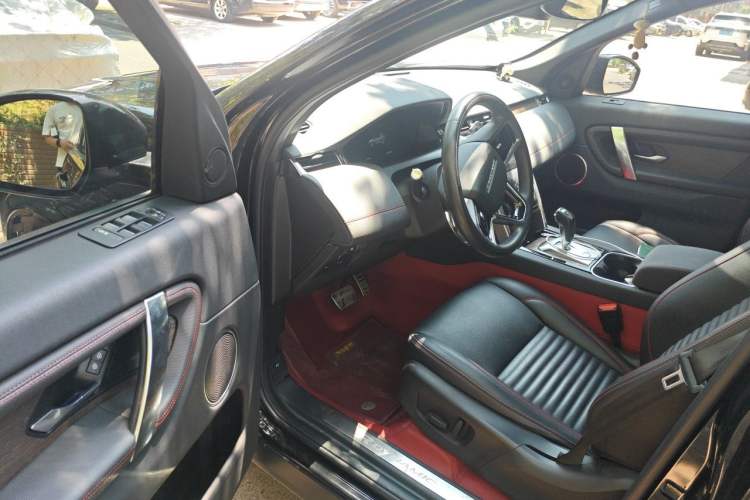 Used Land Rover Discovery Sport 2022 249 PS R-Dynamic S Performance Edition 5 Seats Driver Seat