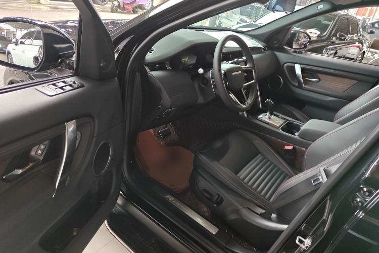 Used Land Rover Discovery Sport 2022 Revised Version 249 PS R-Dynamic S Performance Edition 5 Seats Driver Seat
