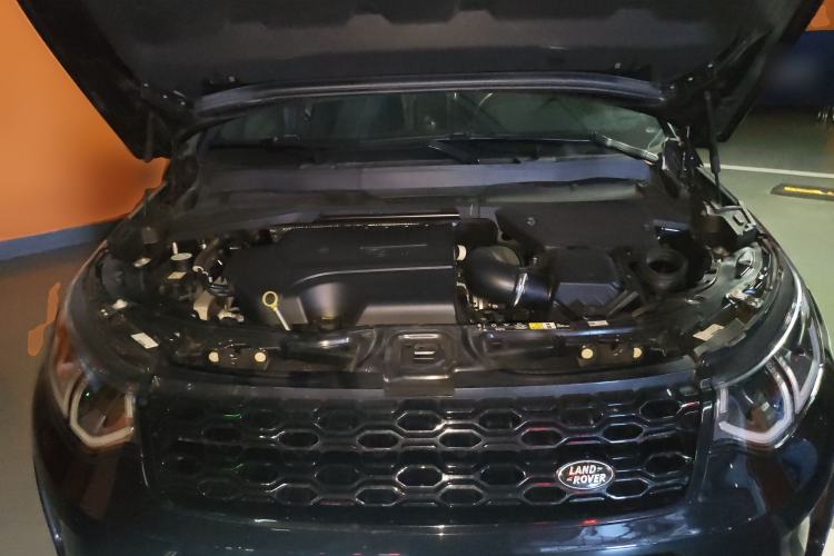 Used Land Rover Discovery Sport 2022 Restyled 249 PS R-Dynamic SE Performance Tech Edition 5 Seats Engine Bay