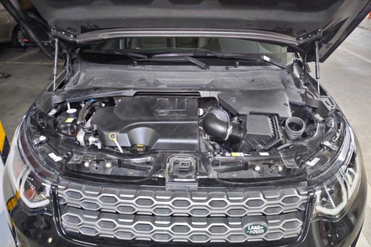 Used Land Rover Discovery Sport 2022 Revised Version 249 PS R-Dynamic S Performance Edition 5 Seats Engine Bay