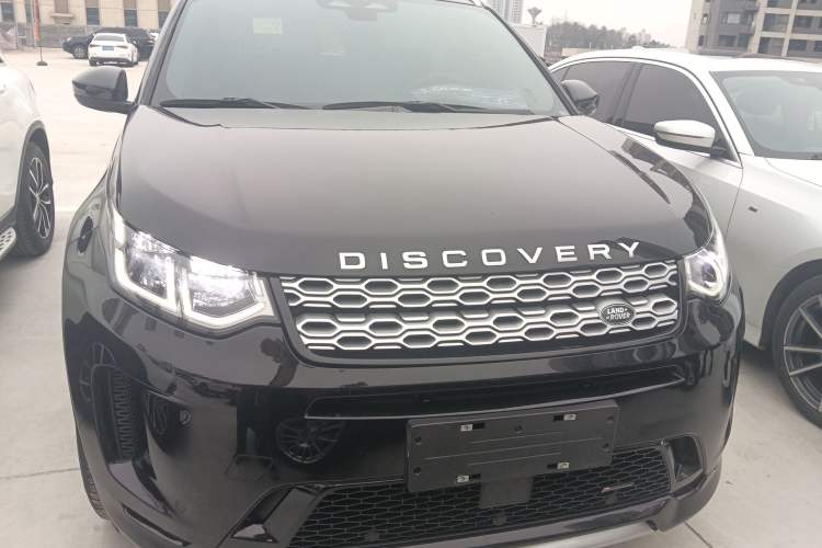 Used Land Rover Discovery Sport 2022 249 PS Metropolitan Edition 5 Seats Exterior 1
