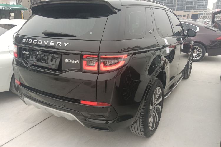 Used Land Rover Discovery Sport 2022 249 PS Metropolitan Edition 5 Seats Exterior 5