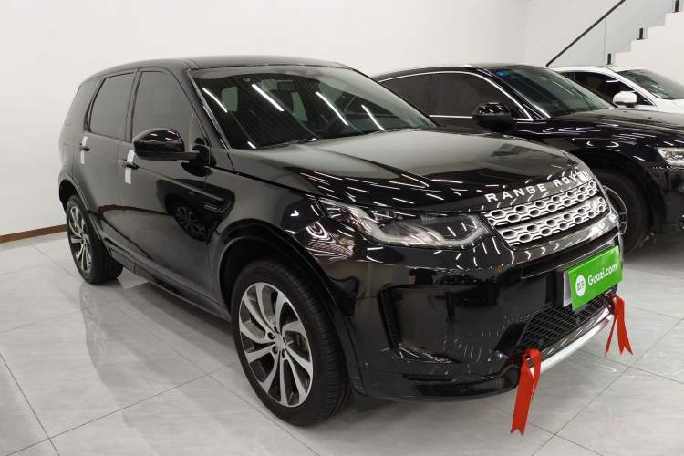 Used Land Rover Discovery Sport 2022 249 PS Metropolitan Edition 5 Seats Front Right 45 Deg