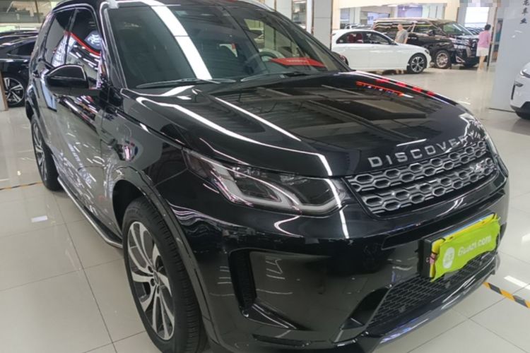 Used Land Rover Discovery Sport 2022 Revised Version 249 PS R-Dynamic S Performance Edition 5 Seats Front Right 45 Deg