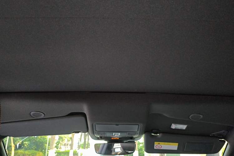 Used Land Rover Discovery Sport 2022 249 PS R-Dynamic S Performance Edition 5 Seats Headliner