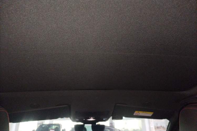 Used Land Rover Discovery Sport 2022 249 PS R-Dynamic S Performance Edition 5 Seats Headliner
