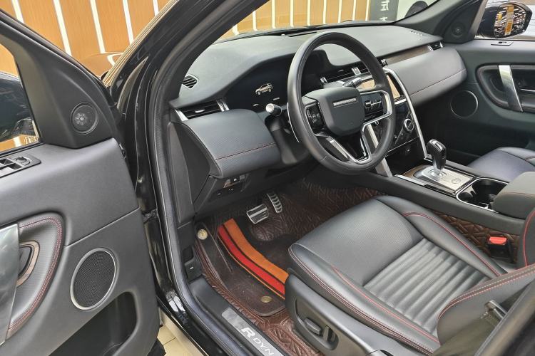 Used Land Rover Discovery Sport 2022 Revised Version 249 PS R-Dynamic S Performance Edition 5 Seats Interior 5