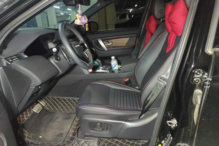 Used Land Rover Discovery Sport 2022 Restyled 249 PS R-Dynamic SE Performance Tech Edition 5 Seats Left Front Seat
