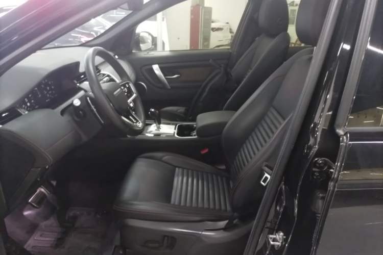 Used Land Rover Discovery Sport 2022 249 PS R-Dynamic S Performance Edition 5 Seats Left Front Seat