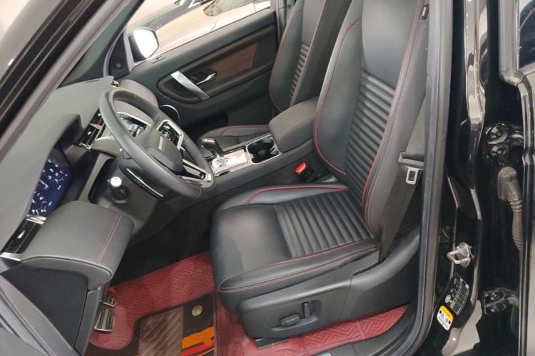 Used Land Rover Discovery Sport 2022 Revised Version 249 PS R-Dynamic S Performance Edition 5 Seats Left Front Seat